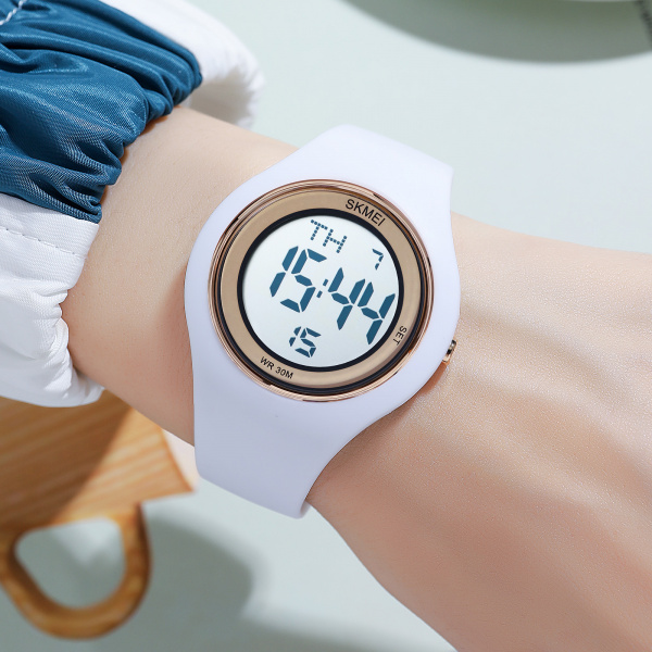 Часы наручные Skmei женские электронные спортивные 2026white